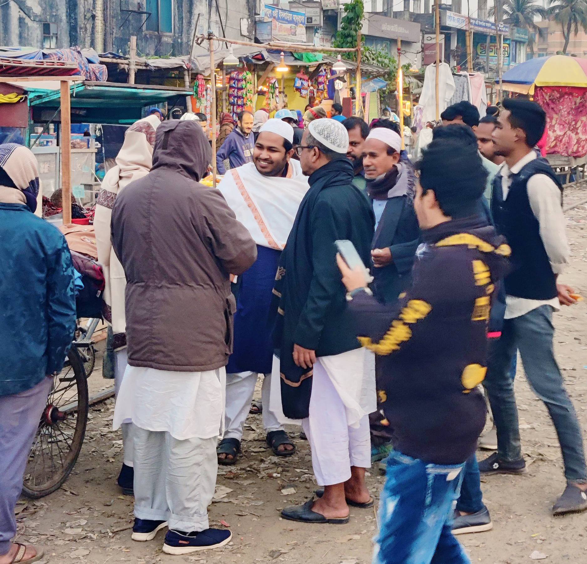 পোস্ট অফিস-দাপা-পাইলট স্কুল-রেলস্টেশনসহ ফতুল্লা  ইউনিয়নের বিভিন্ন স্থানে সৌজন্য সাক্ষাৎ, মতবিনিময়